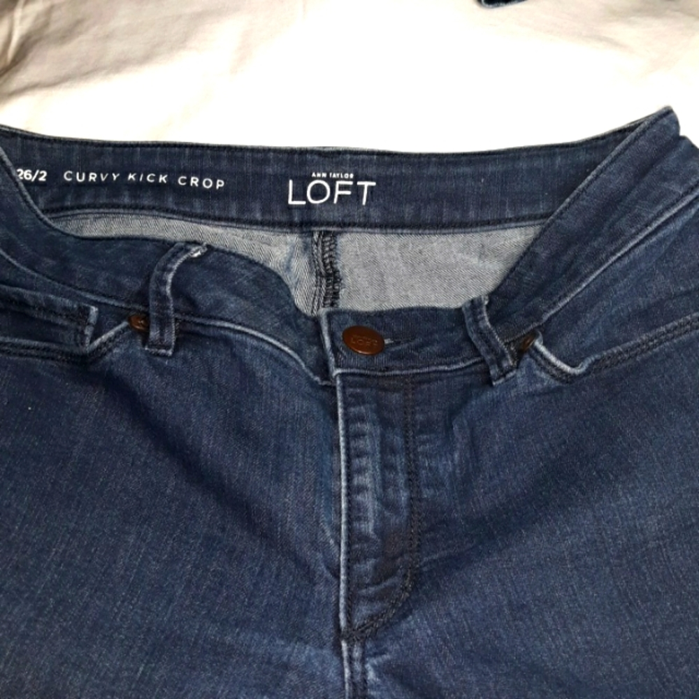 SIZE 26/2 Curvy Kick Crop Ann Taylor Loft Jeans